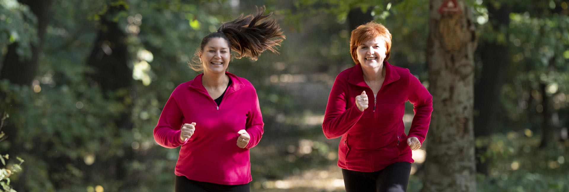 friends running together