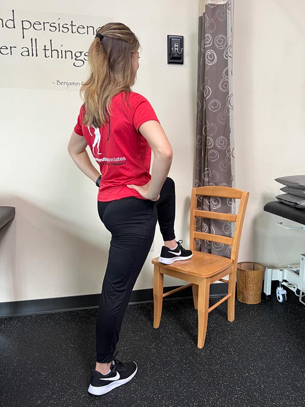 try a standing hip flexor stretch - demonstration